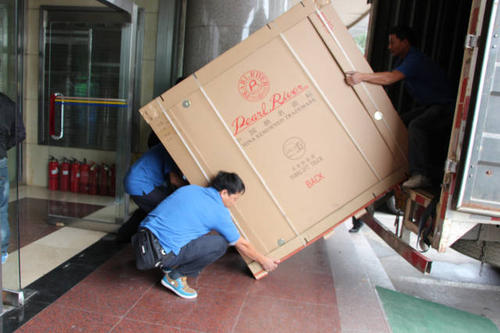 万宁钢琴贵重工艺品无忧运
